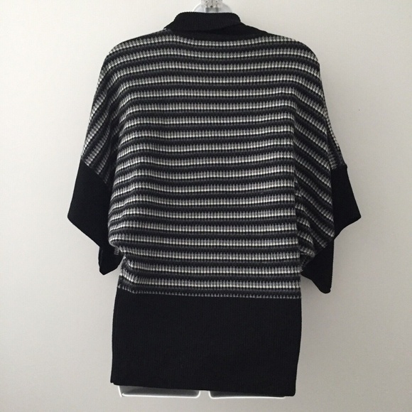 Trina Turk Women Sweater Wool Striped Turtleneck Gray Wide Sleeves 128012 Knit S - Picture 3 of 11